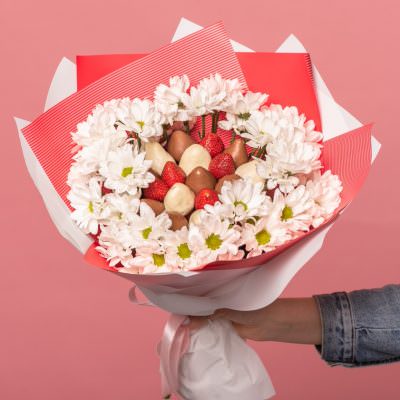 Букет из клубники "Летний"